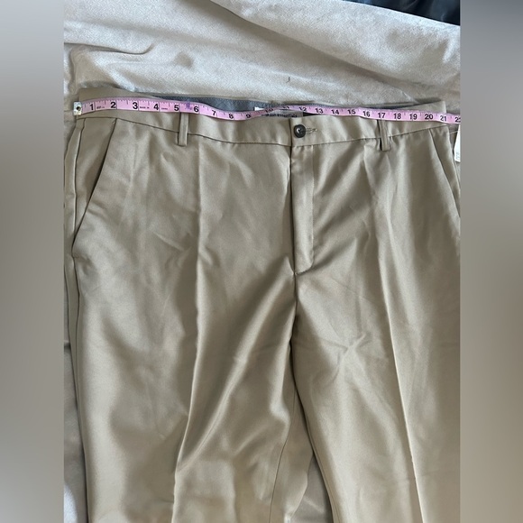 Men's Big & Tall Classic-fit Wrinkle-Resistant Flat-Front Chino Pant - Picture 11 of 11
